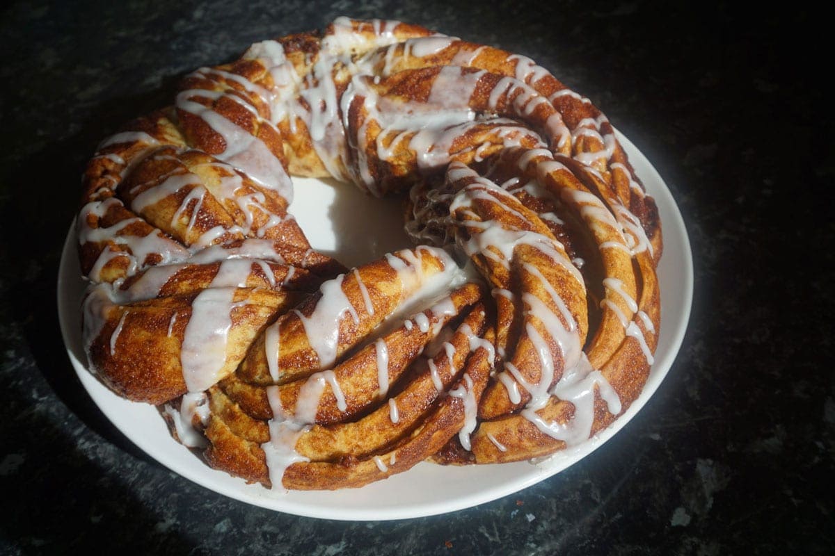 Cinnamon Roll Twist Bread Recipe - Cooking With Parita