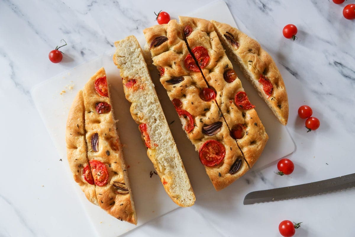 Vegan Garlic and Tomato Focaccia