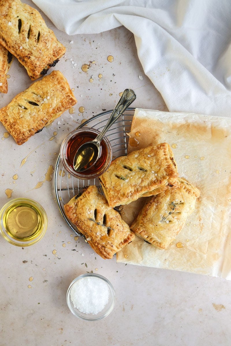Image of vegan caramelised onion & cheesy spinach pastries with maple syrup | cookingwithparita.com