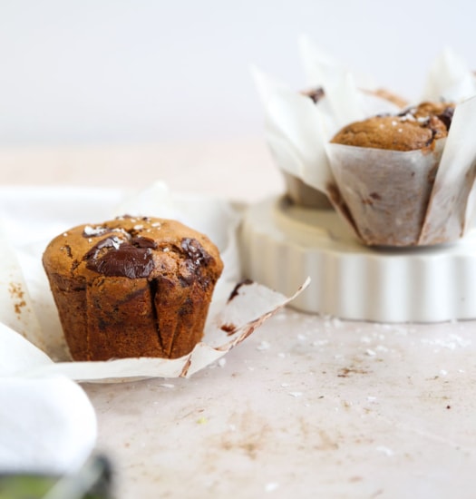 Easy zucchini muffins with chocolate chips recipe | cookingwithparita.com