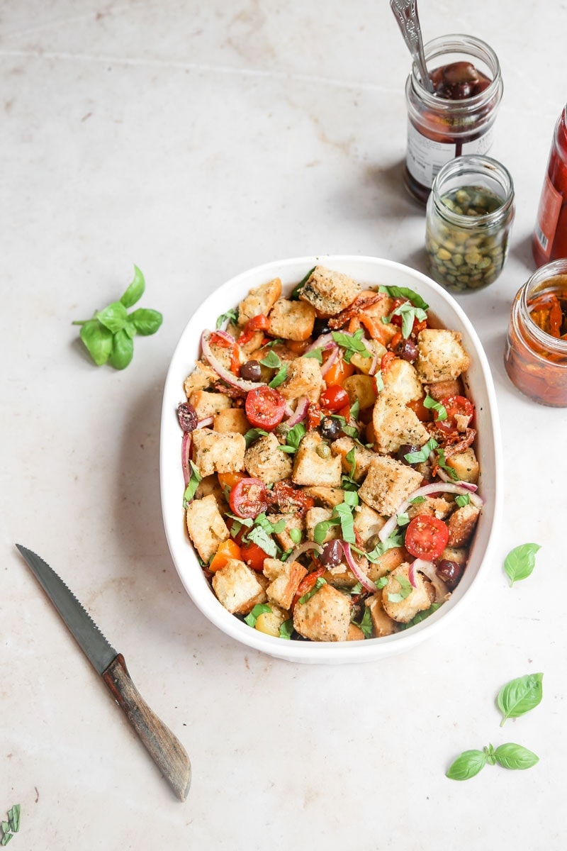 Tuscan-inspired Panzanella Salad - Cooking With Parita