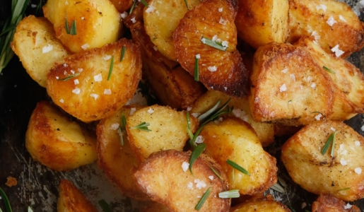 crispy rosemary garlic roast potatoes