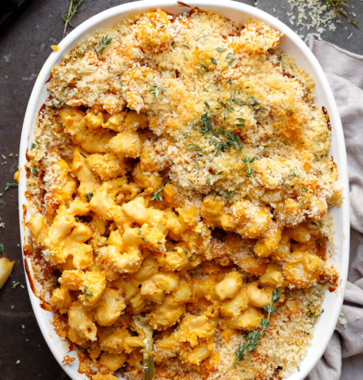image of vegan butternut squash mac and cheese recipe with thyme breadcrumbs